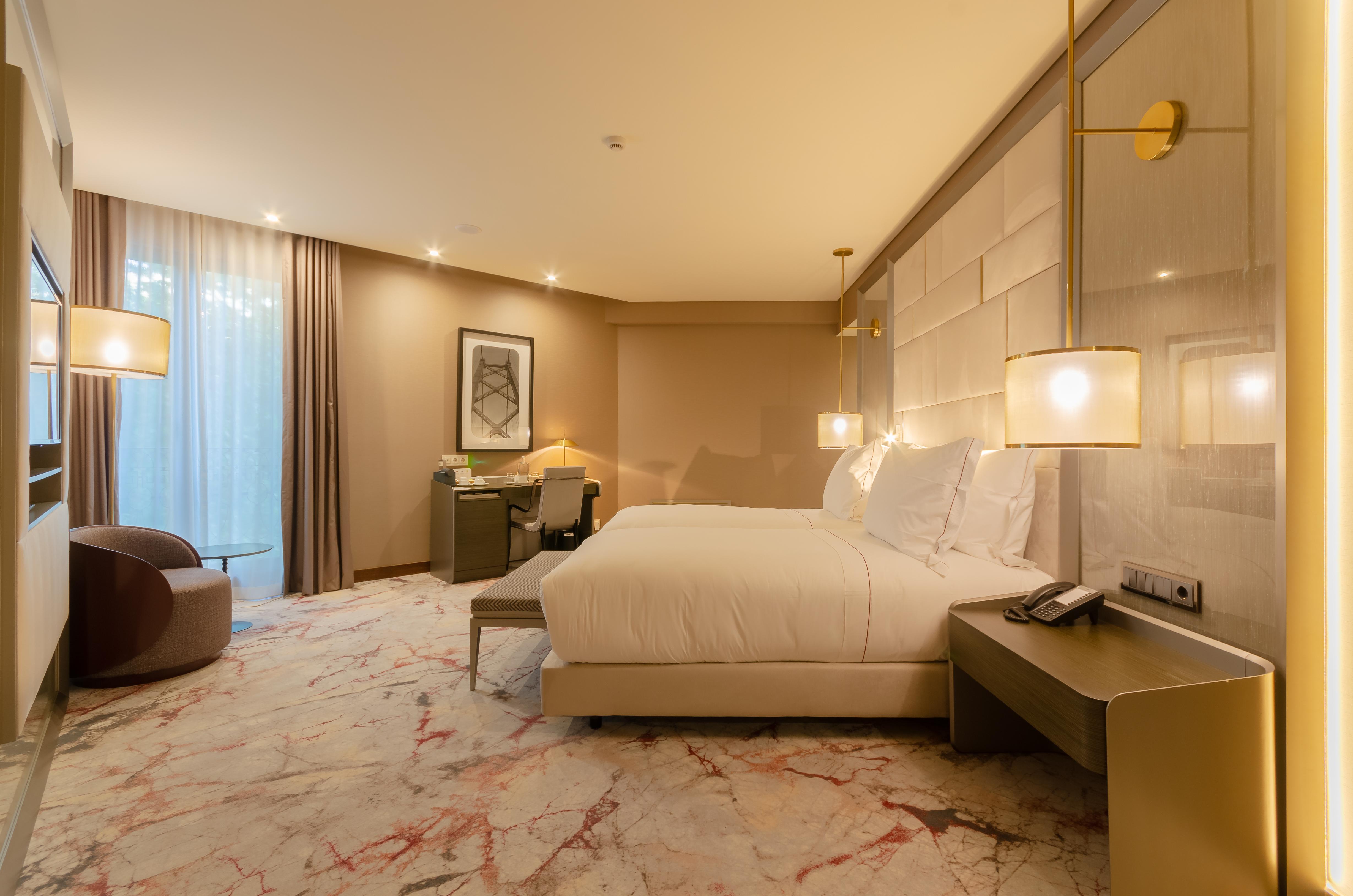 Turim Boulevard 5*